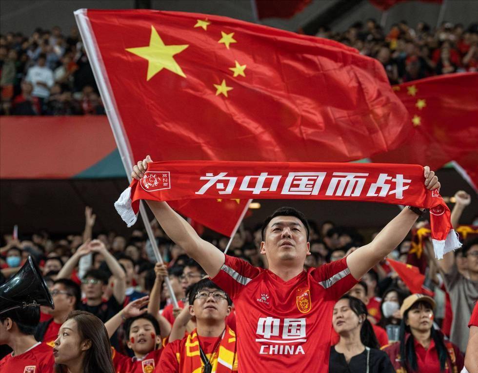 [中超]王钰栋单刀冷静过掉门将 推射空门得手